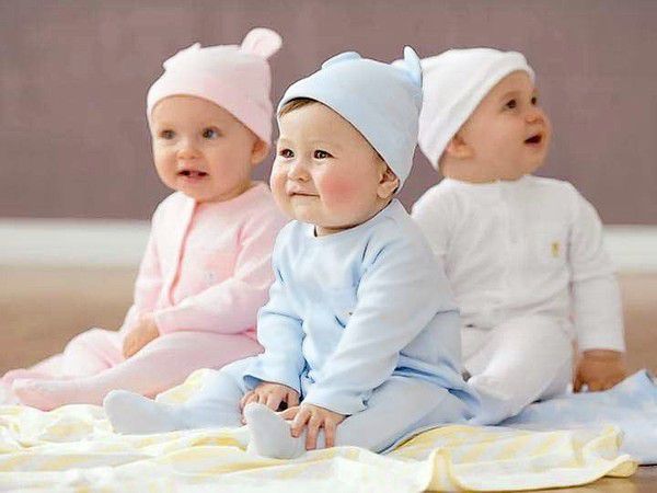 mẹo chọn quần áo cho trẻ sơ sinh