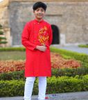 Ao-dai-be-trai-mau-do-theu-rong-tu-30kg--50kg-1