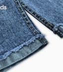 quan-jeans-lung-be-gai-theu-ong-46-tuoi-1