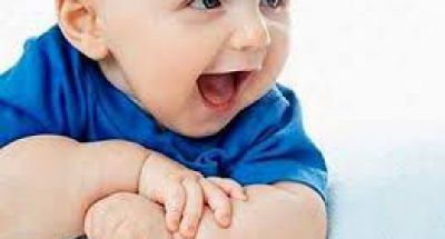 Giặt quần áo cho trẻ sơ sinh bằng máy giặt như thế nào là đúng?