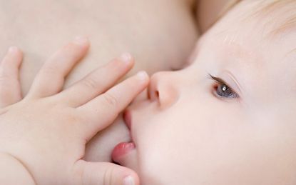 Mẹ không nên ăn những thực phẩm này khi cho con bú